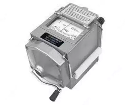 ПрофКиП М4100/2 — мегаомметр (до 250 В)