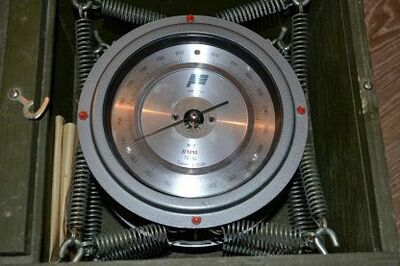 М-67 — барометр-анероид метеорологический контрольный