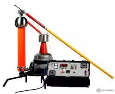 УИВ-100/20Т — установка для испытания высоким напряжением в транспортном кейсе на колесах