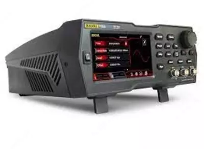 DG992 — универсальный генератор сигналов