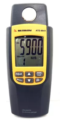Fluke 424D — лазерный дальномер
