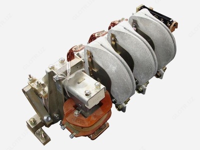 Контактор э/м КТ-6063 1000А 220В на рейке