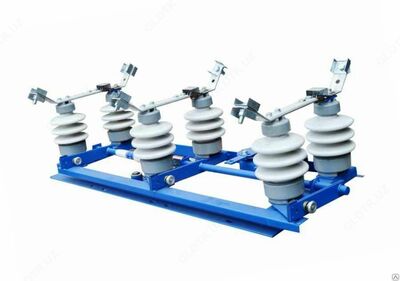 Разъединитель высоковольтный РЛНД -1-10 IV/400 УХЛ1 с приводом ПРНЗ изоляторы полимер