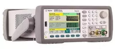 33520B — генератор сигналов Trueform, 30 МГц, 2 канала