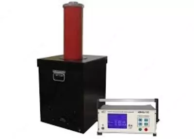 АВИЦ-70 исп.1 c АВИЦ-20П — аппарат высоковольтный испытательный в стальном корпусе совместно с ванной для испытаний