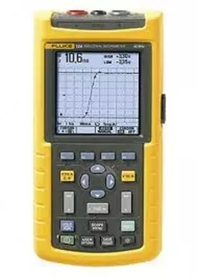 Fluke 125B/S (с футляром) — промышленный портативный осциллограф (40 МГц)