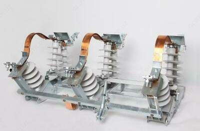 Разъединитель линейный РЛКпл-IV-10/630 УХЛ1 Н=6800