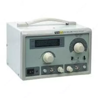 ПрофКиП Г4-151/1М — генератор сигналов высокочастотный