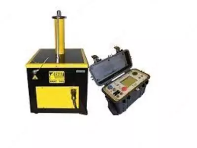 СКАТ-70Ц-С — аппарат испытания диэлектриков цифровой (измерительный блок для монтажа в стойку, высоковольтный блок 70 кВ в металлическом корпусе)