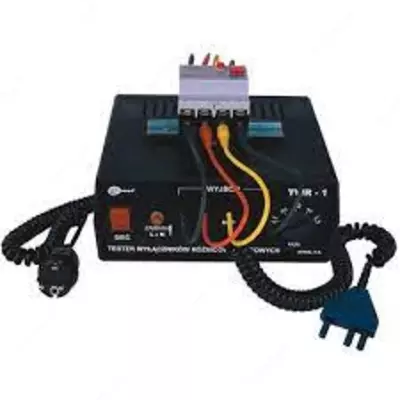 TWR-1 — адаптер для тестирования устройств защитного отключения (УЗО)