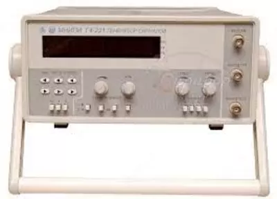 Г4-221 — генератор сигналов высокочастотный