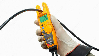 Fluke T6-1000 KIT — комплект тестера электрооборудования, футляра и набора зажимов типа «крокодил»