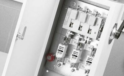 Плавкая вставка ППН33 УХЛ3 50А габ. 0